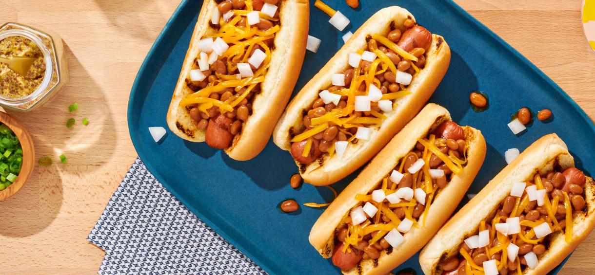 Can Cats Eat Hot Dogs? Is It Good & How Hot Dogs Affects on Your Cat?