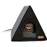 K&H Pet Products Heated A-Frame Cat House.